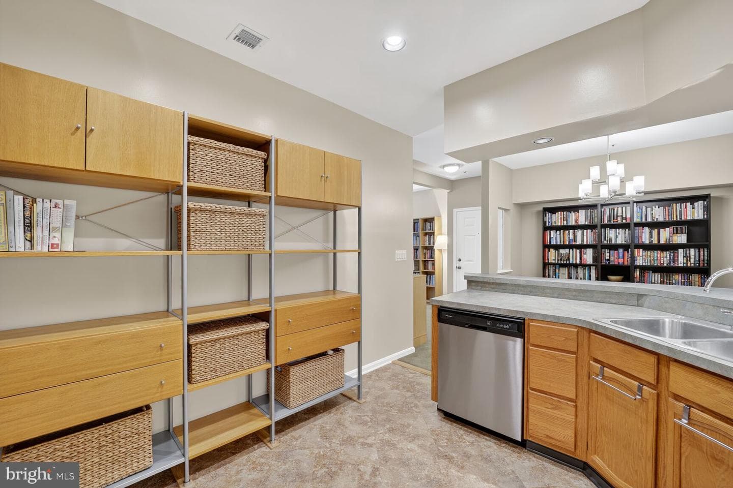 2709 Summerview Way #201 photo 14