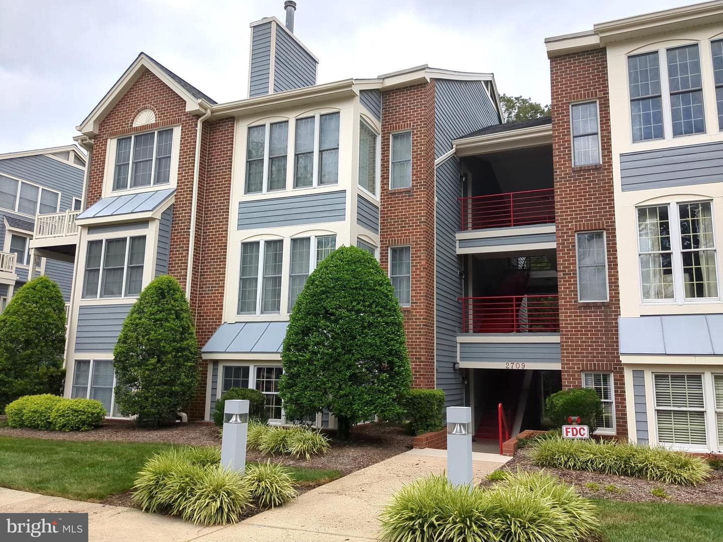 2709 Summerview Way #201 photo 7