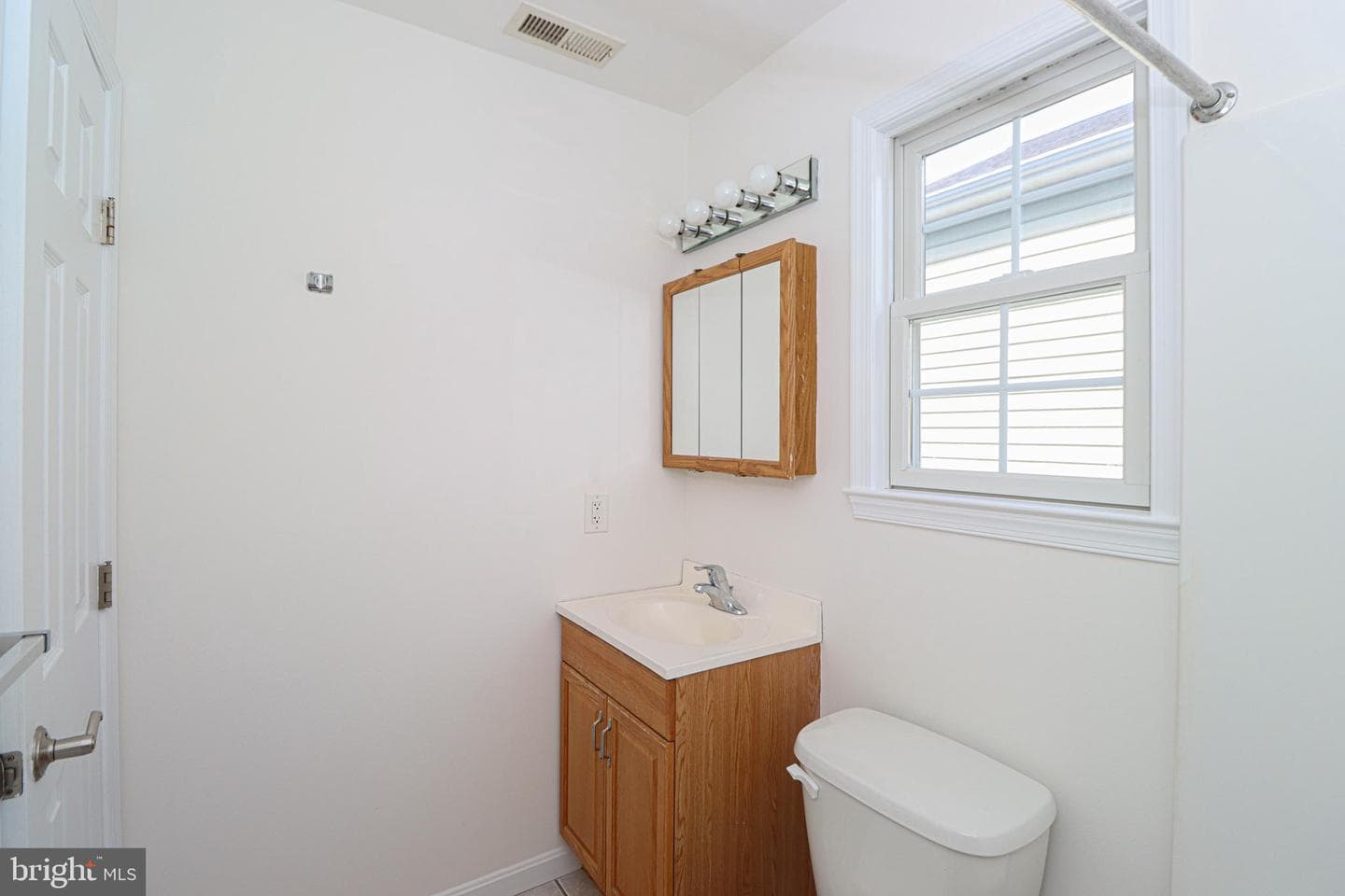 3661 2nd Avenue photo 15