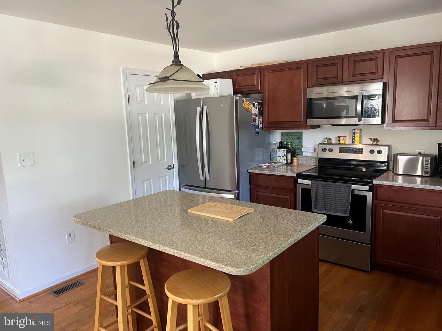 3661 2nd Avenue photo 2