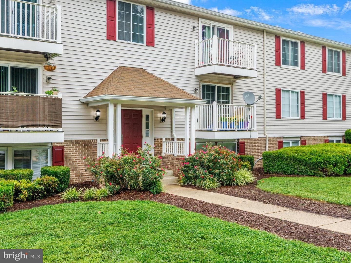 8048 Abbey Court #m photo 3