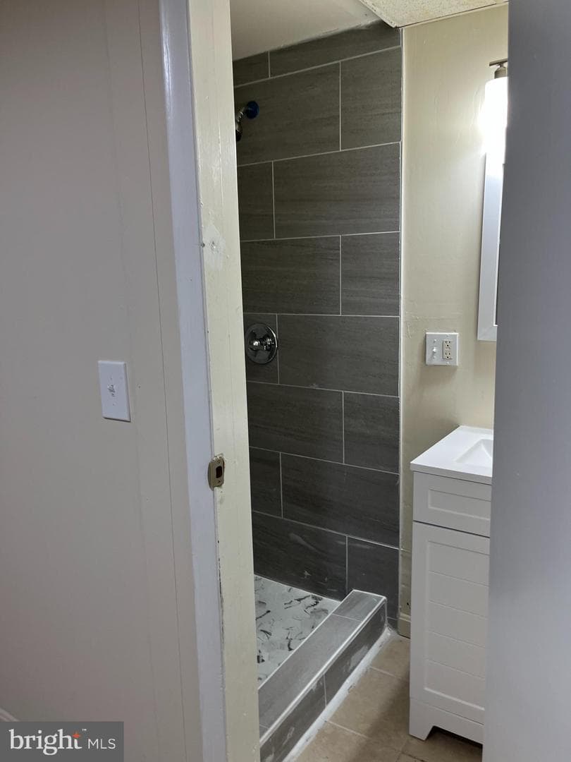 8202 Kilmory Court photo 9