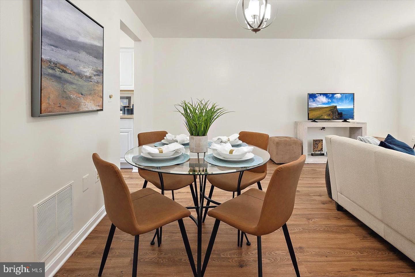 4 Mizzen Court photo 18