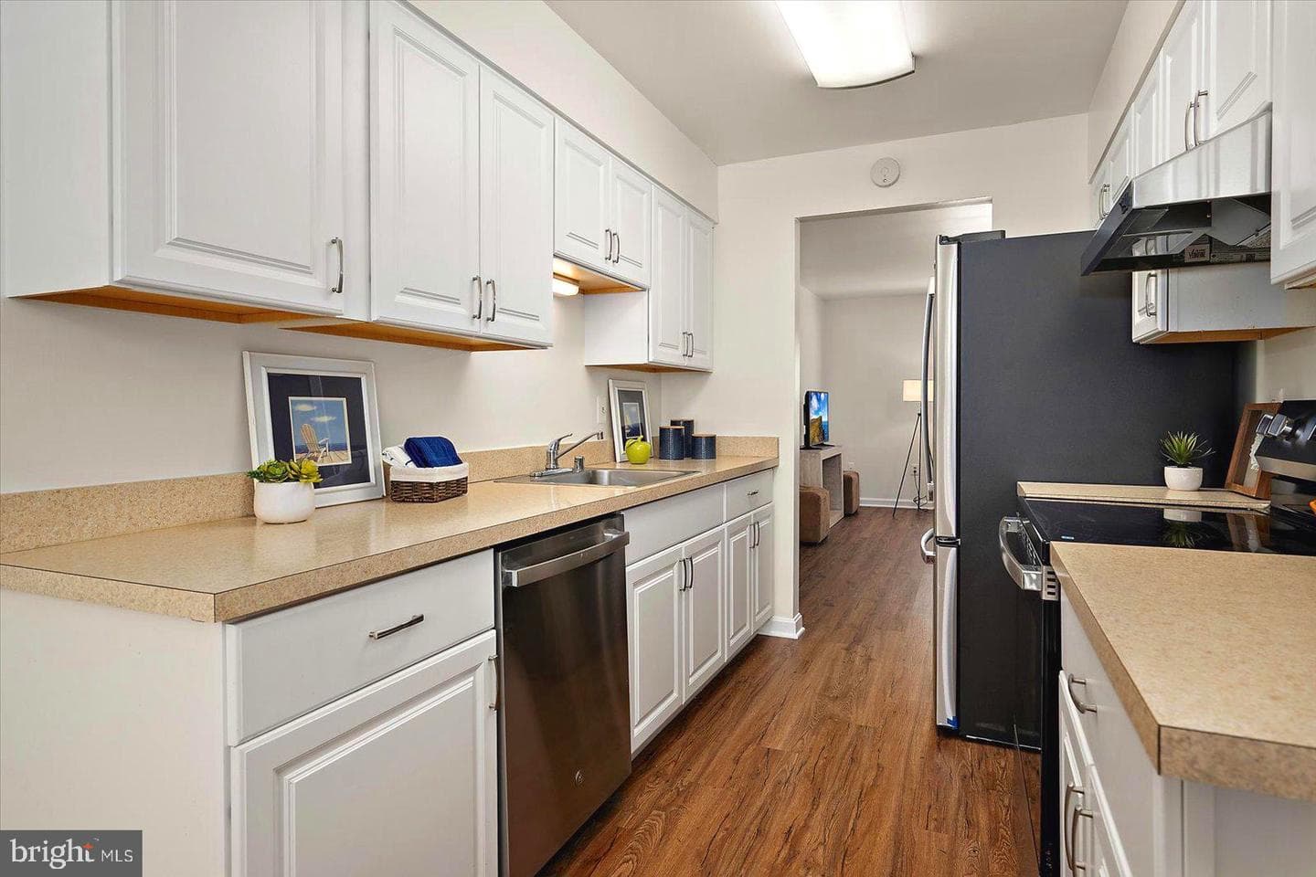 4 Mizzen Court photo 23