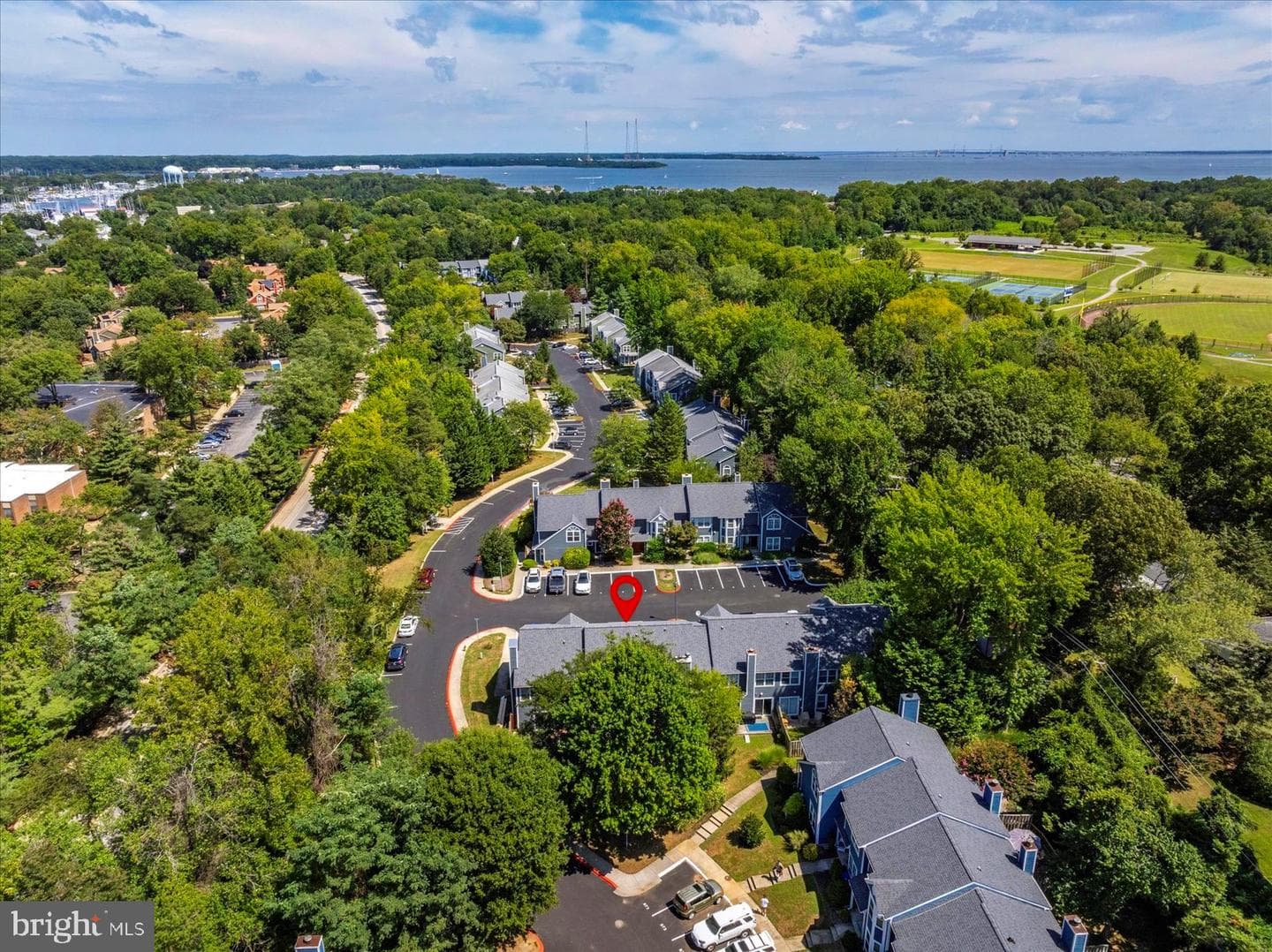 4 Mizzen Court photo 63