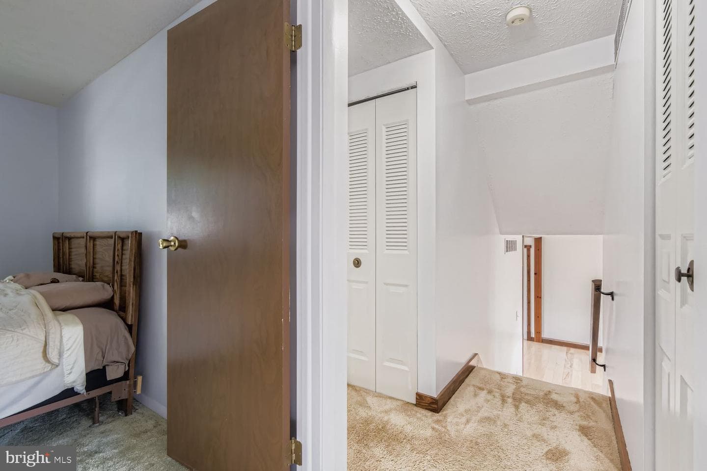 7735 Leaside Court photo 22