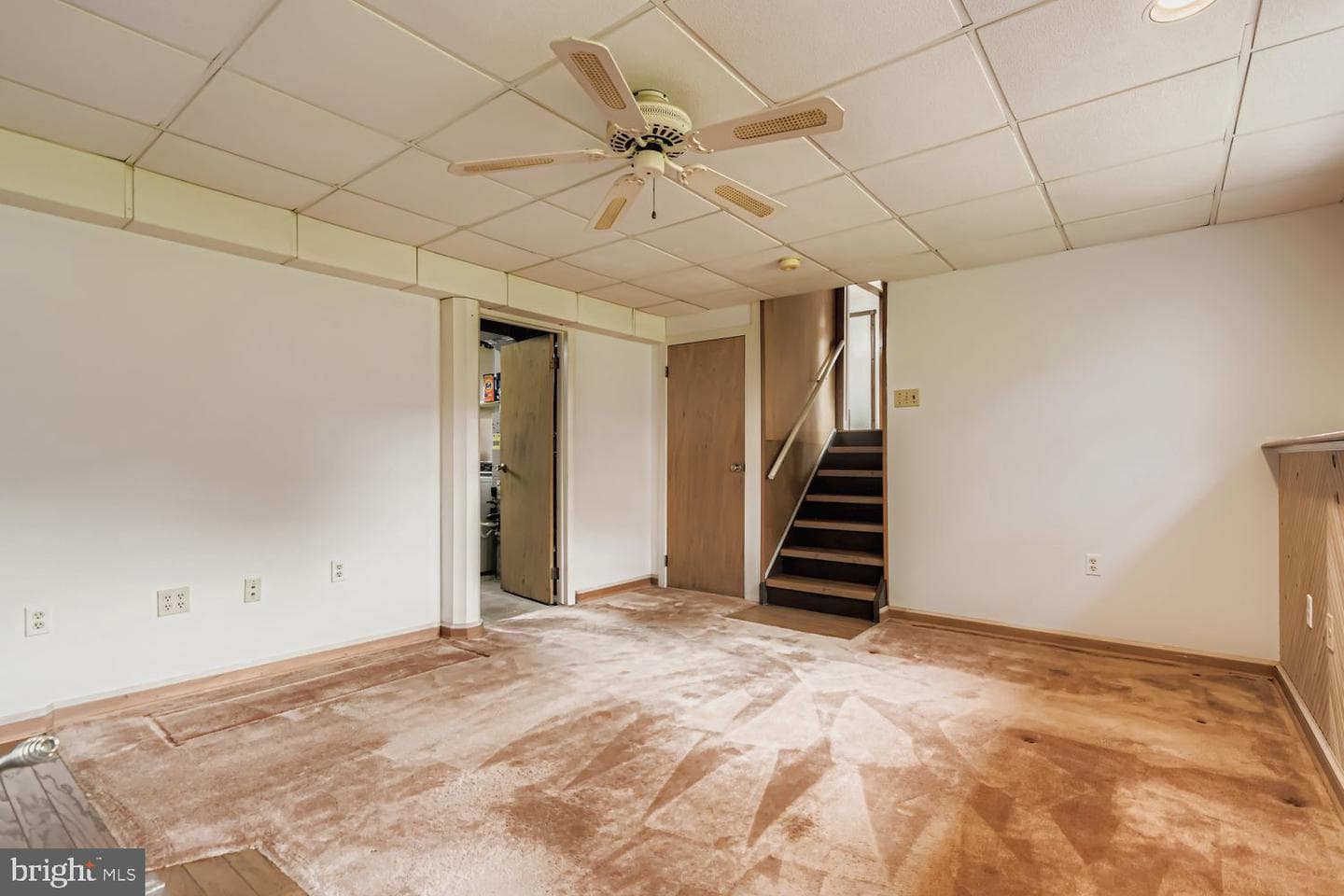 7735 Leaside Court photo 25