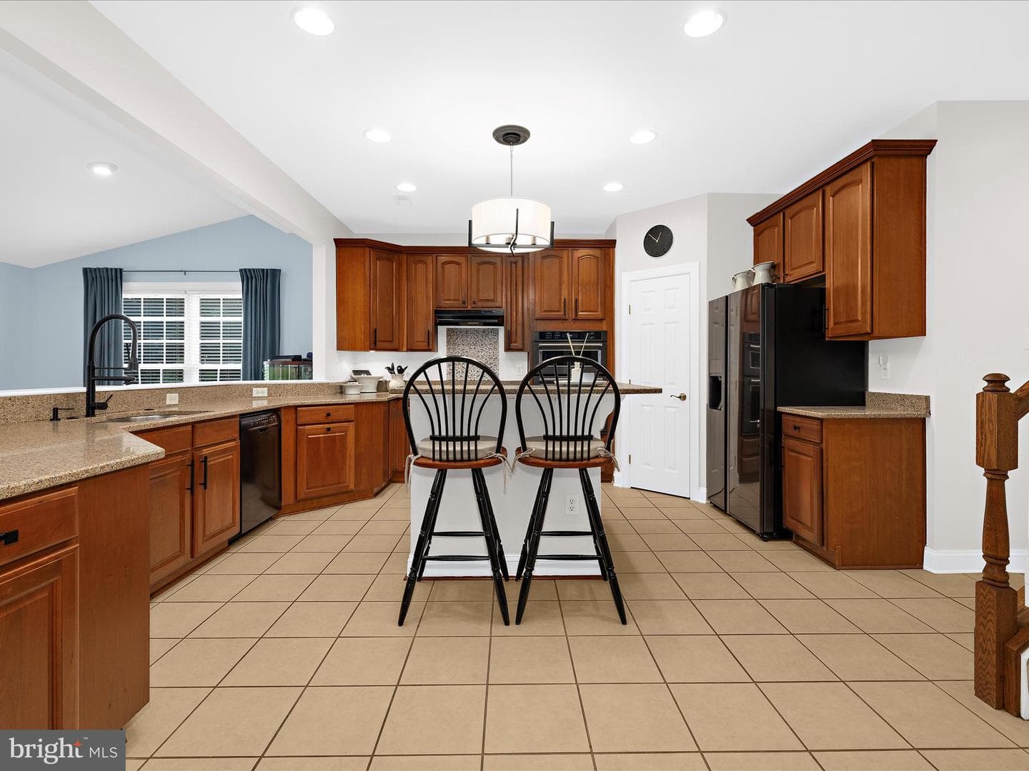 8427 Turnhouse Court photo 33