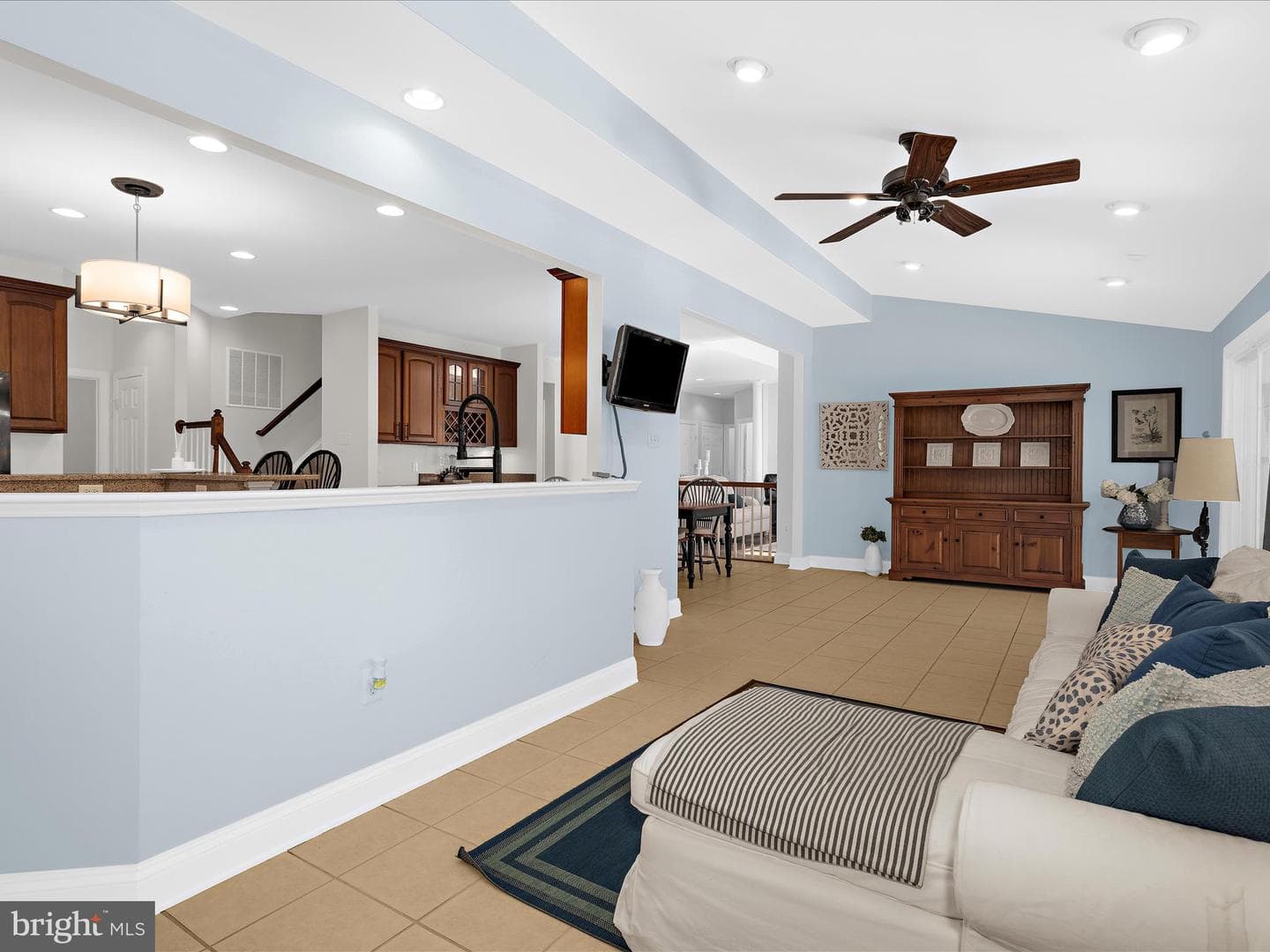 8427 Turnhouse Court photo 42