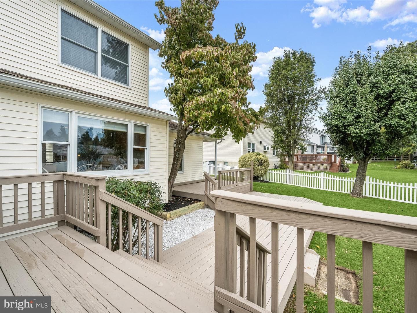 7911 Red Globe Court photo 47
