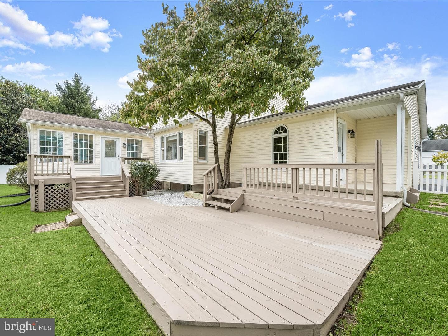 7911 Red Globe Court photo 50