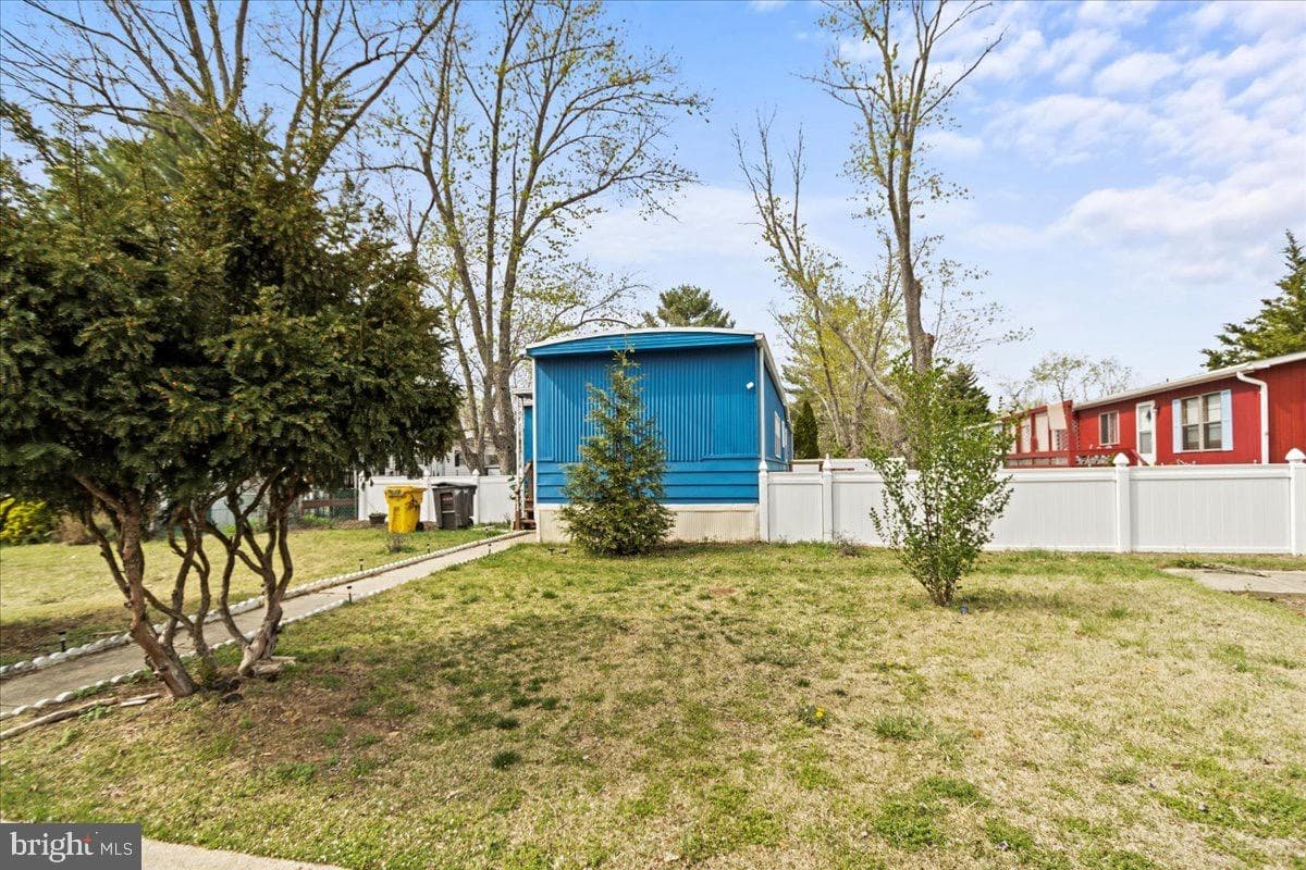 4748 Flanders Lane #k photo 20