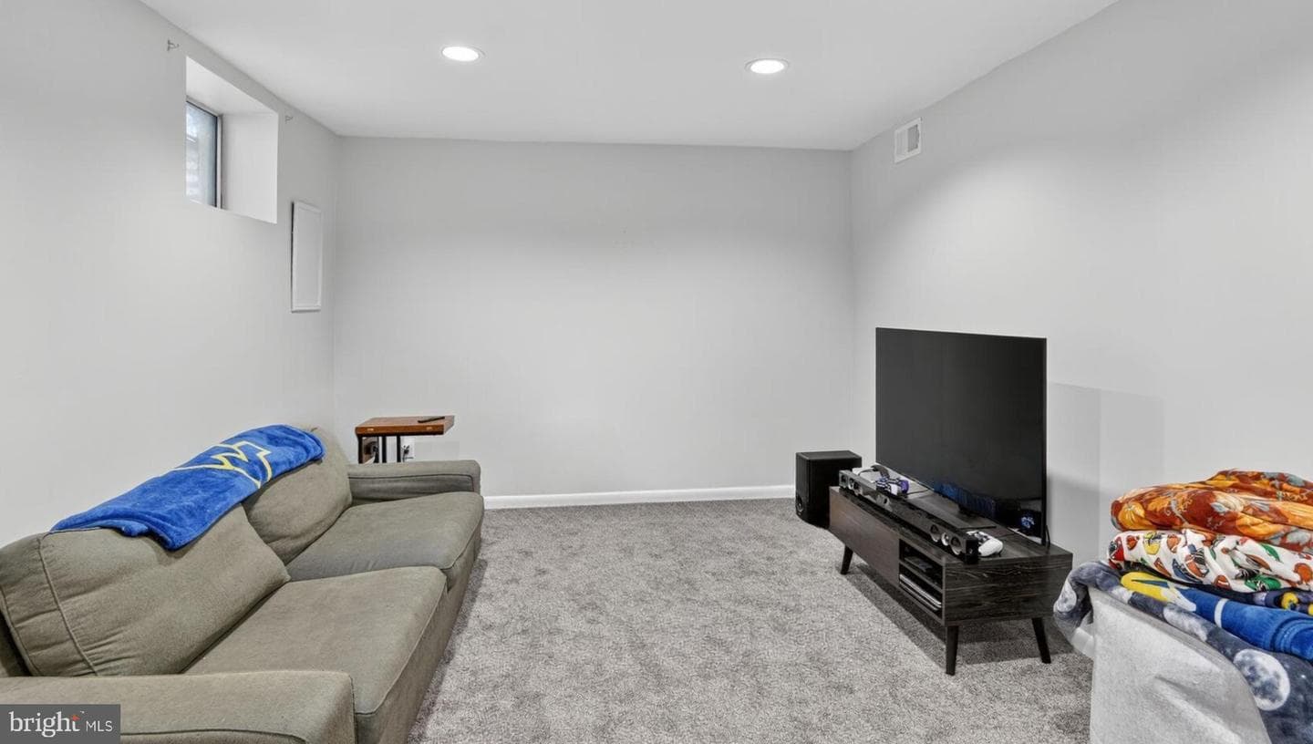 1715 Foxdale Court #178 photo 16