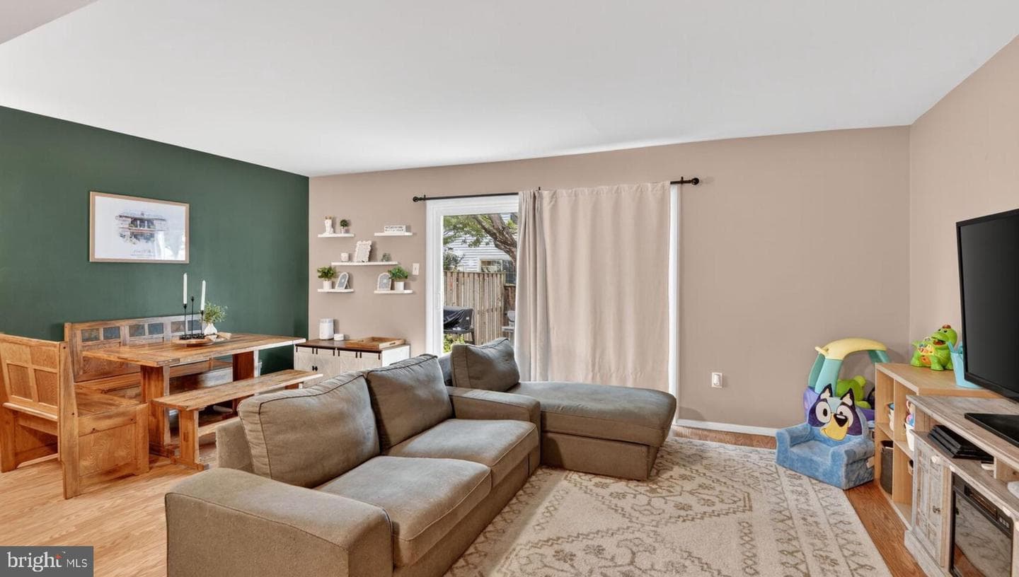 1715 Foxdale Court #178 photo 6