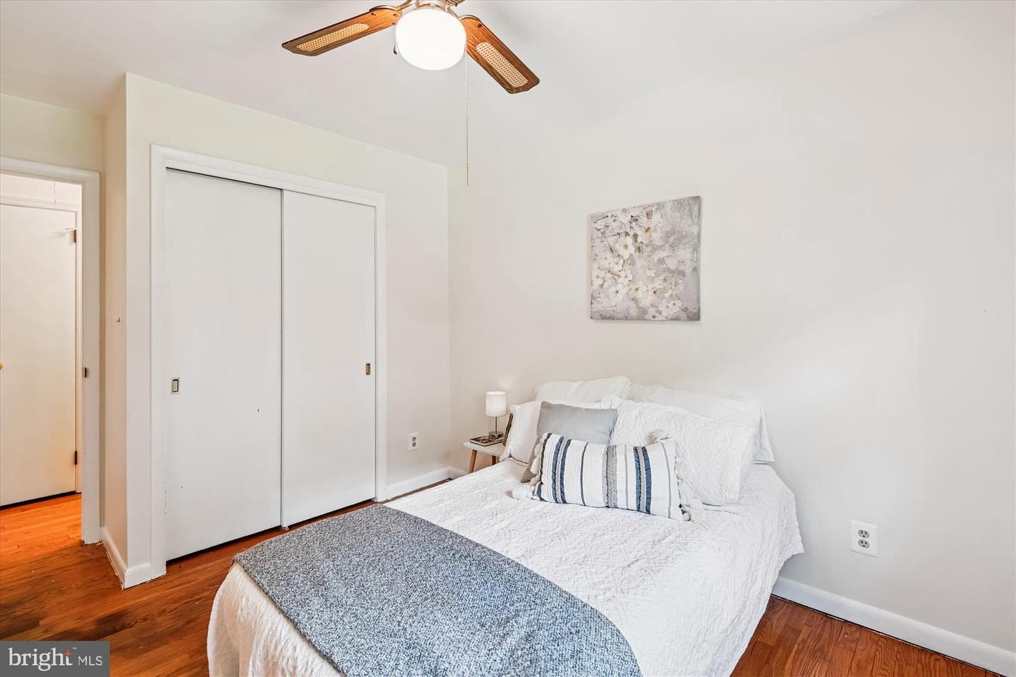 289 Hillsmere Drive photo 14