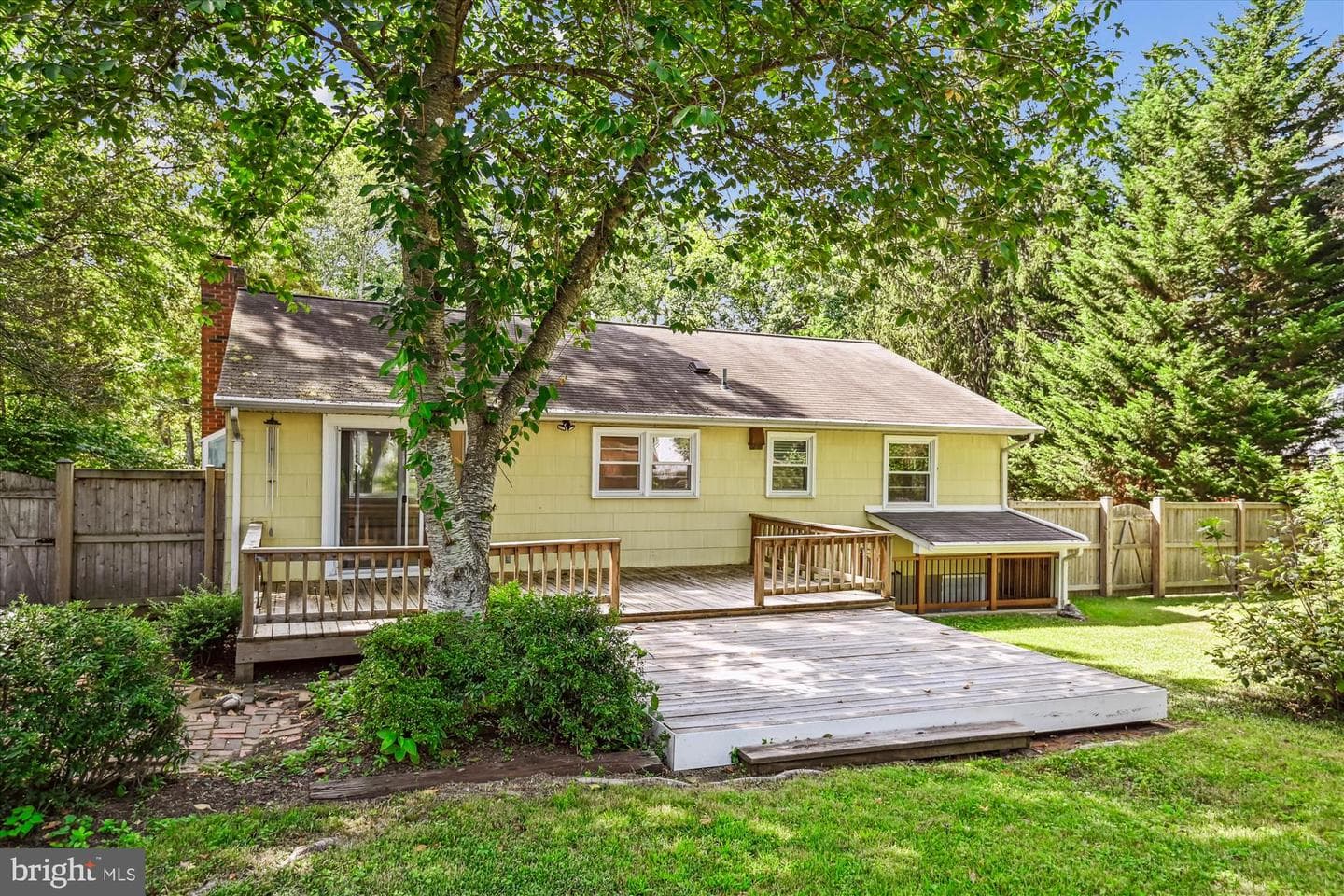 289 Hillsmere Drive photo 19