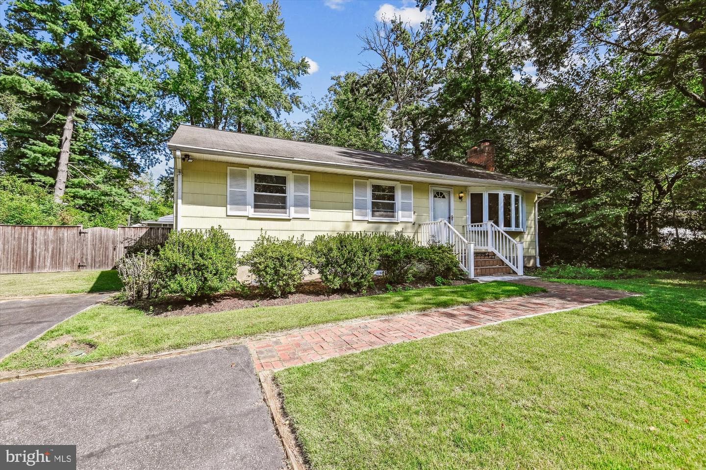 289 Hillsmere Drive photo 26