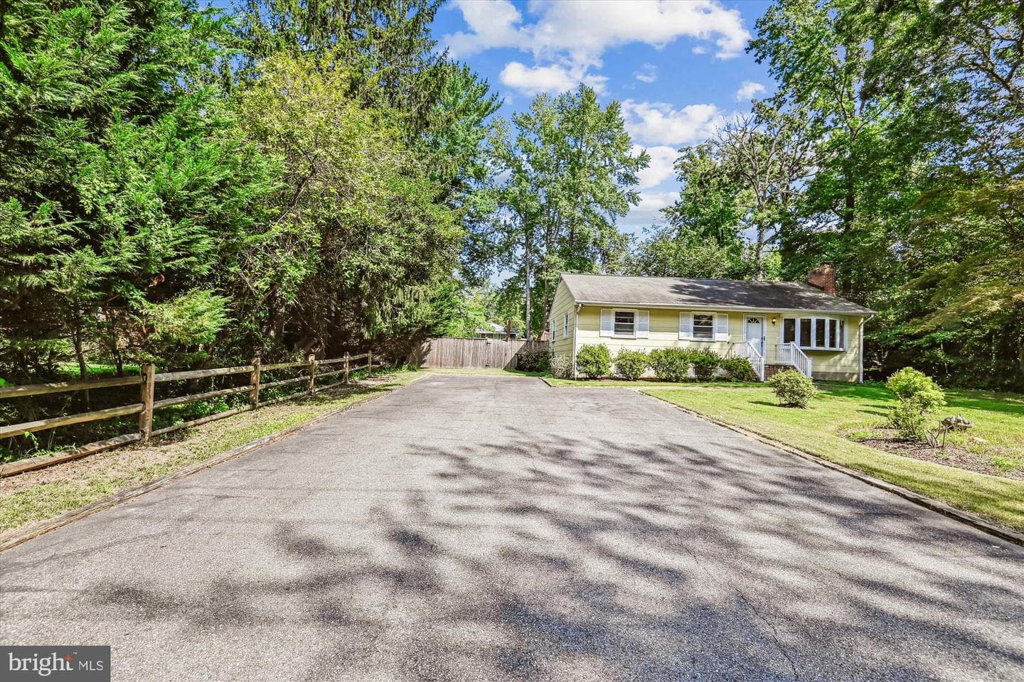 289 Hillsmere Drive photo 33