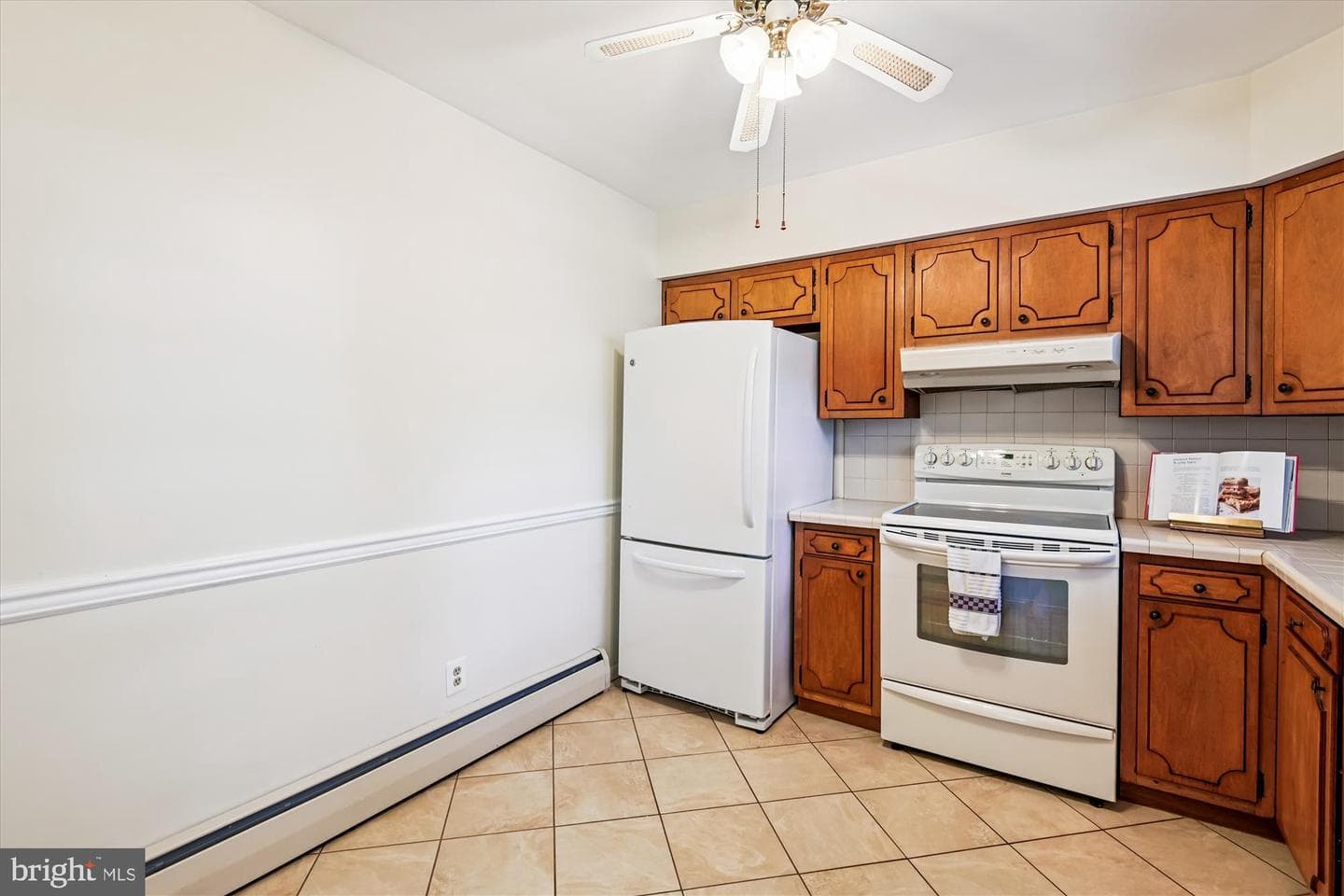 289 Hillsmere Drive photo 8