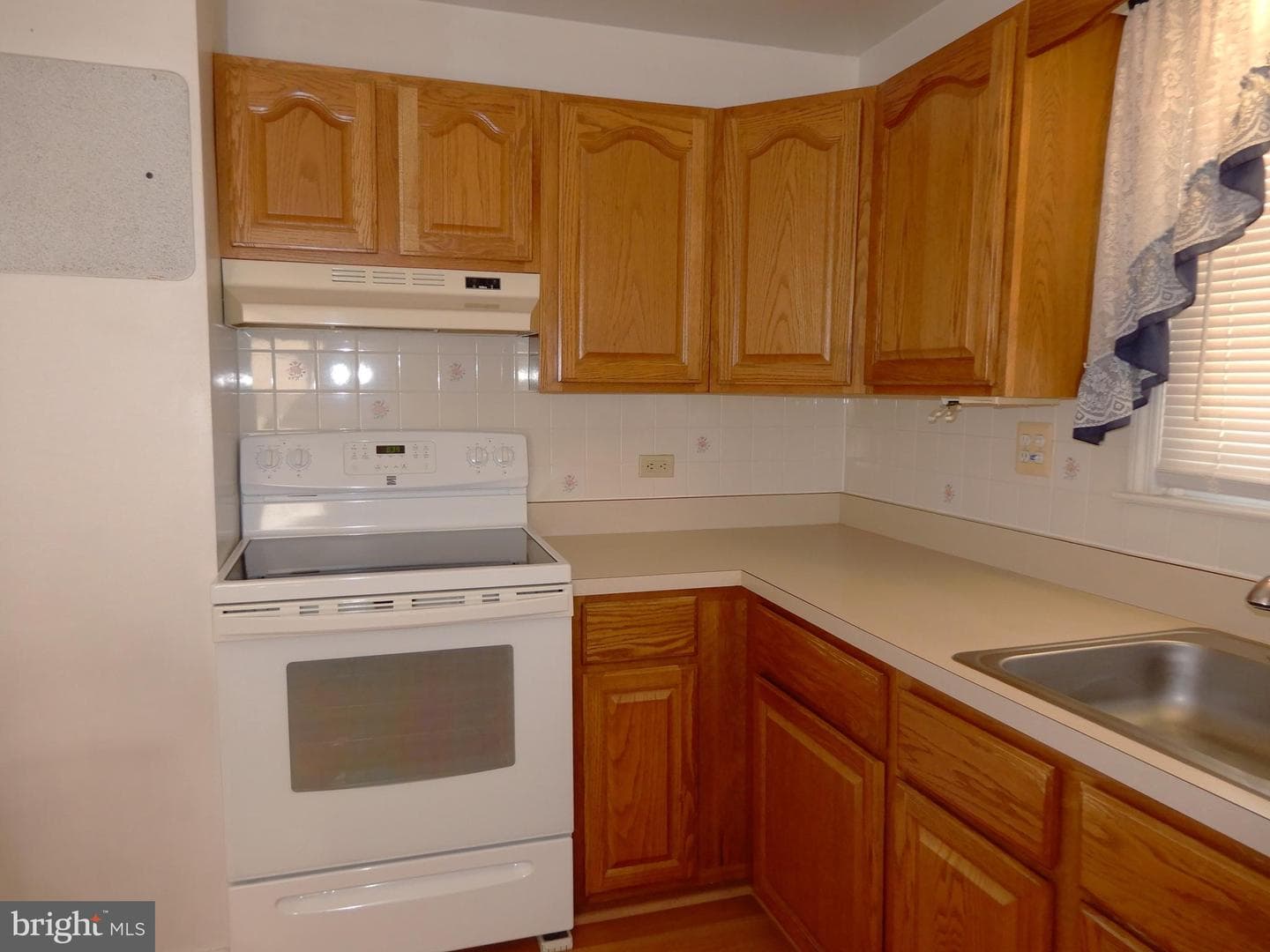 7517 Baltimore Annapolis Boulevard photo 10