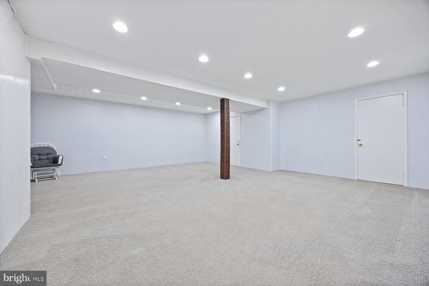 1103 Lotus Avenue photo 25