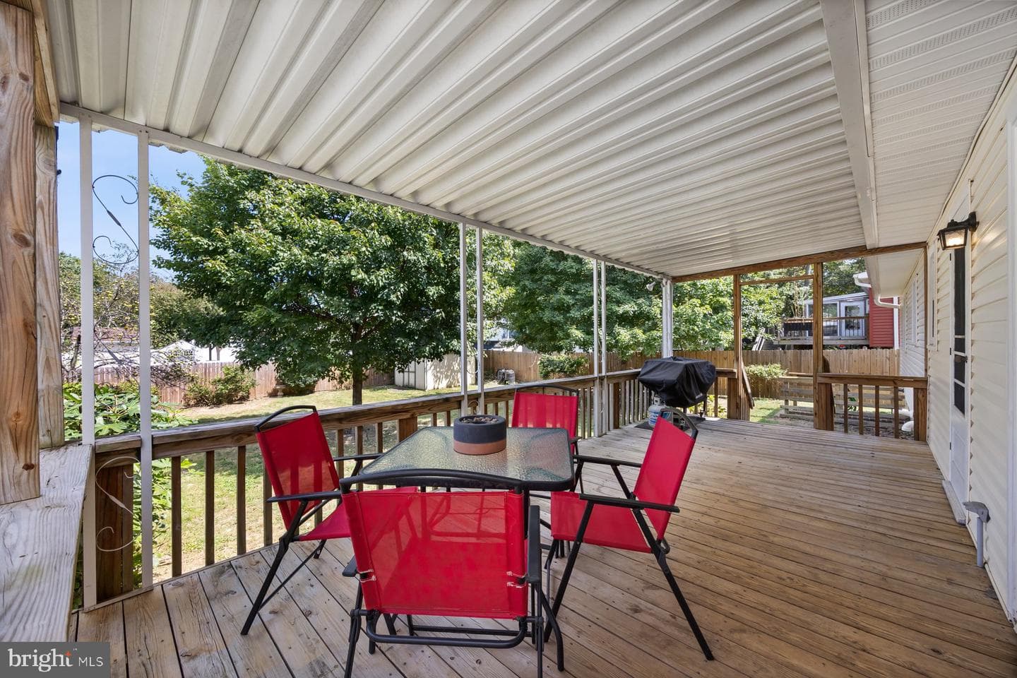 1103 Lotus Avenue photo 28