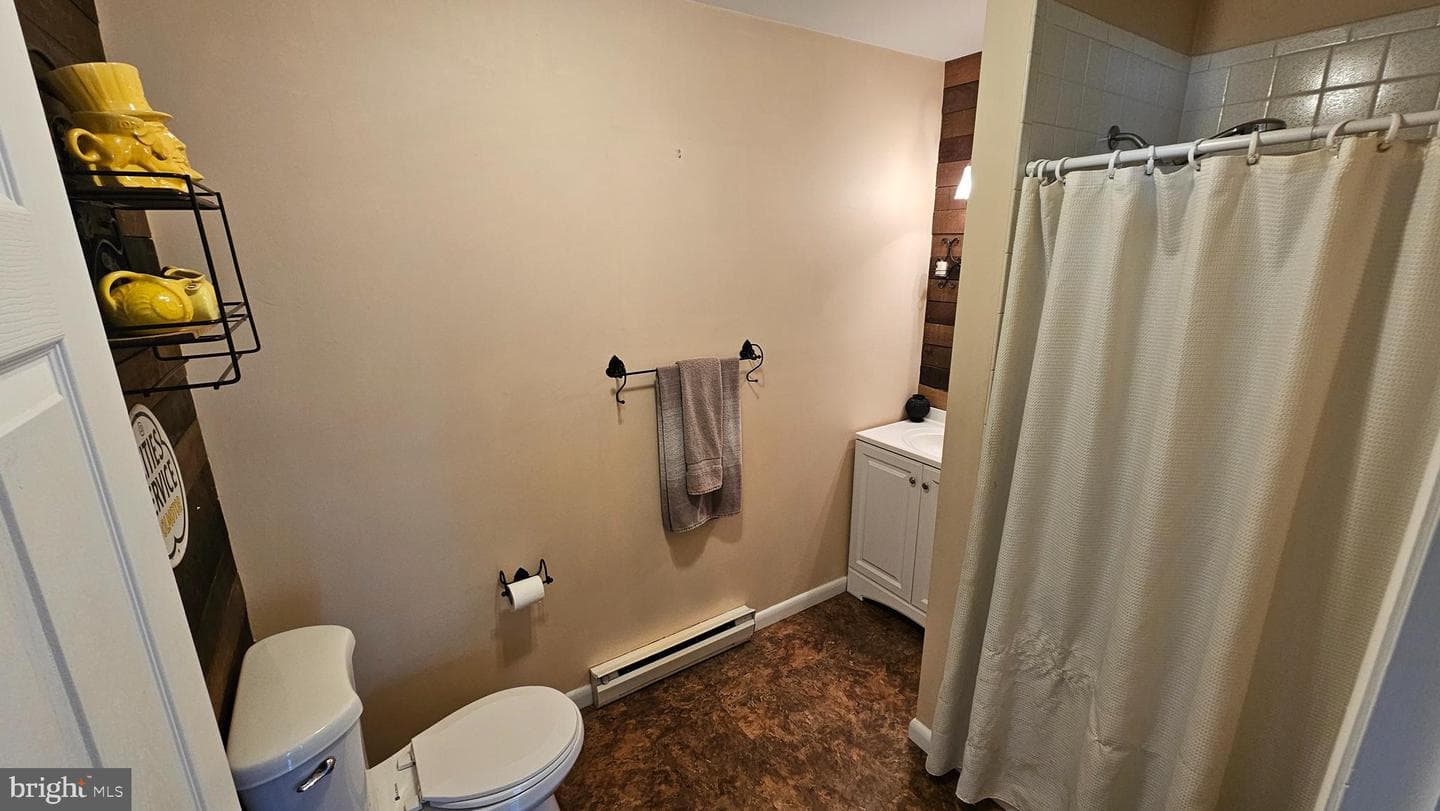 1192 Oak Avenue photo 6