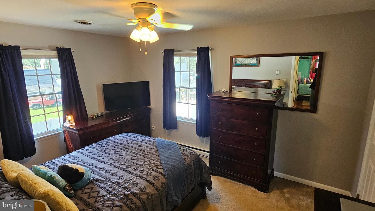 1192 Oak Avenue photo 9