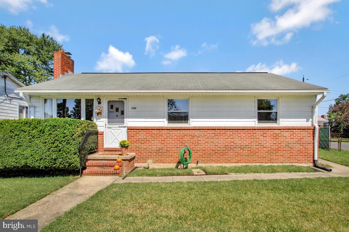 100 Wallace Avenue