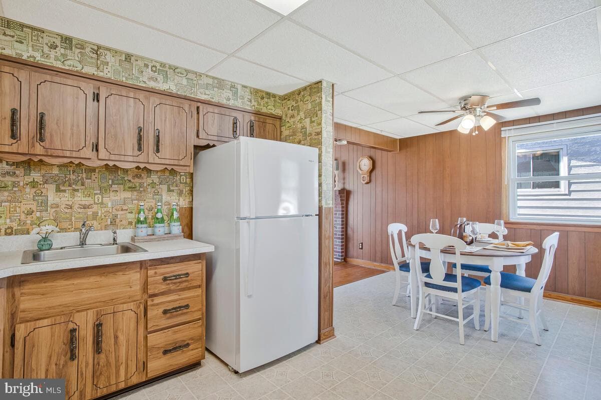 100 Wallace Avenue photo 13
