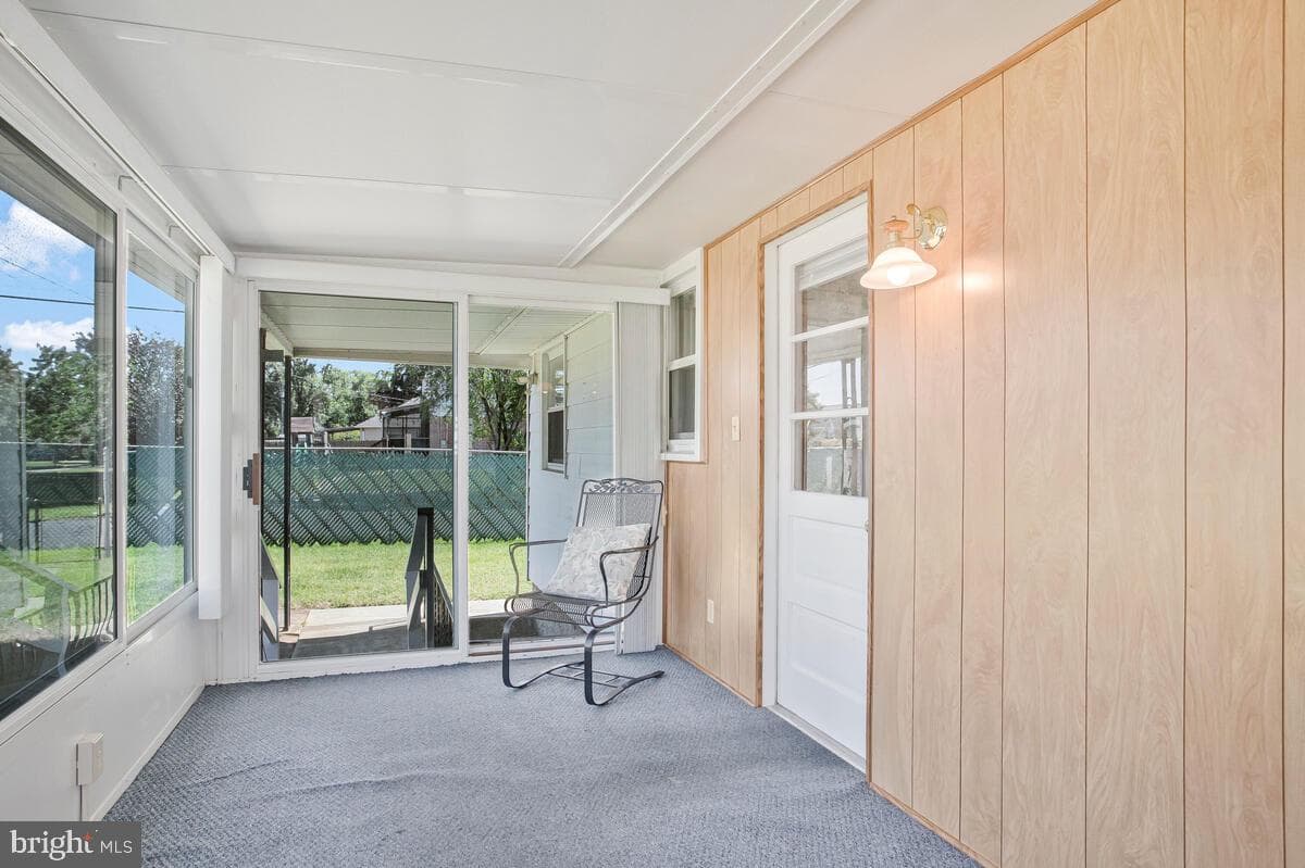 100 Wallace Avenue photo 16