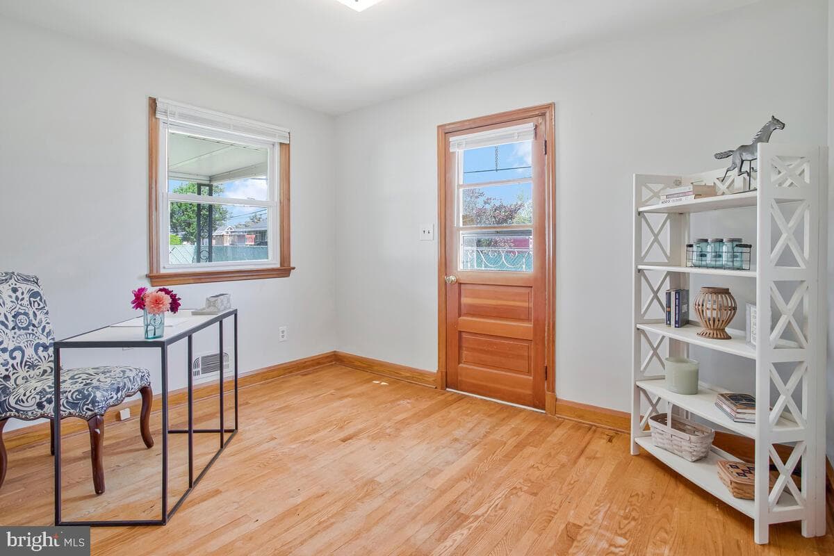 100 Wallace Avenue photo 22