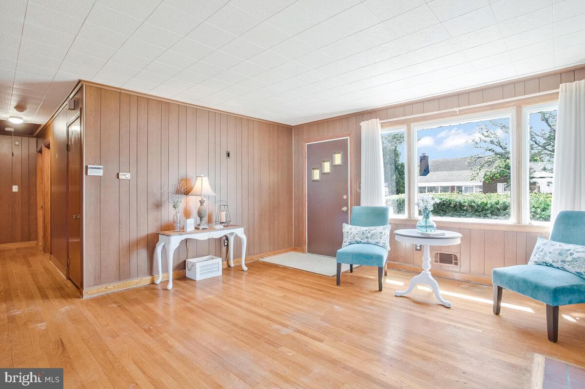 100 Wallace Avenue photo 6