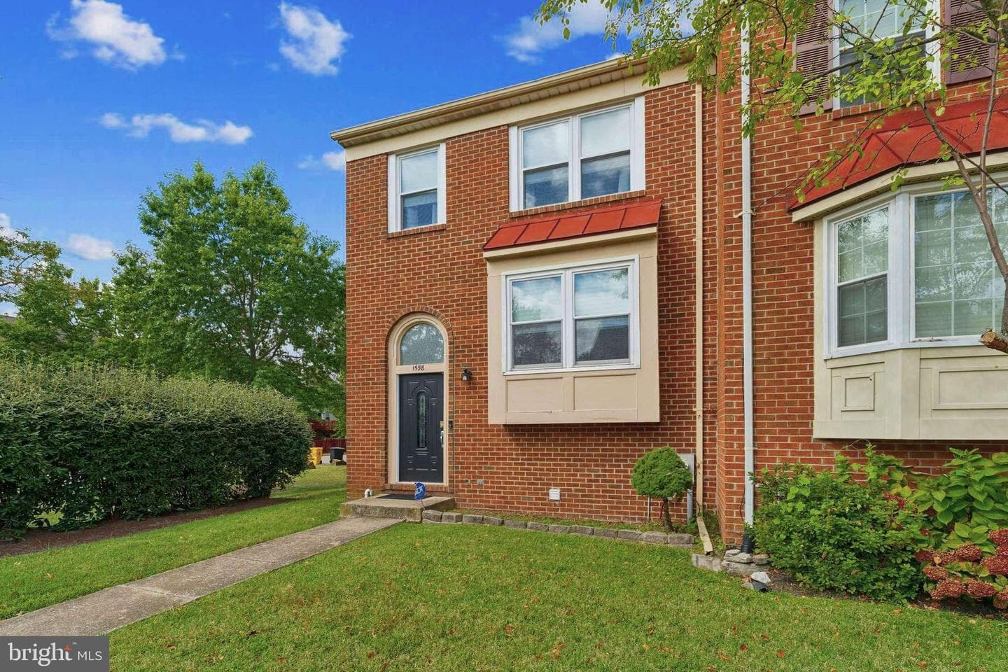 1558 Stoney Beach Way photo 2