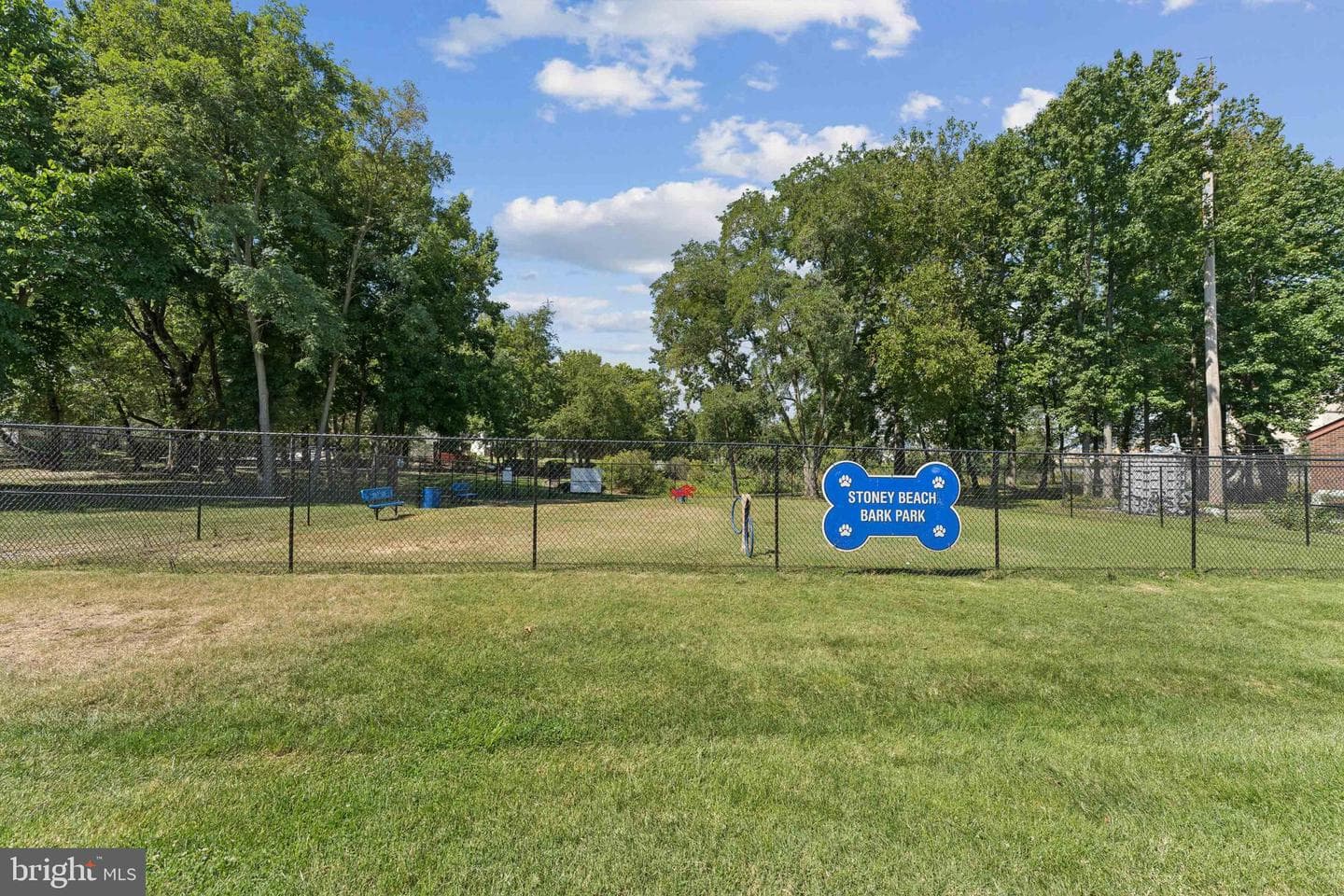 1558 Stoney Beach Way photo 32