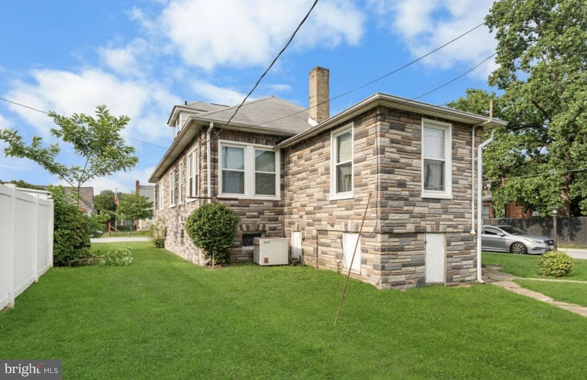 117 Doris Avenue photo 1