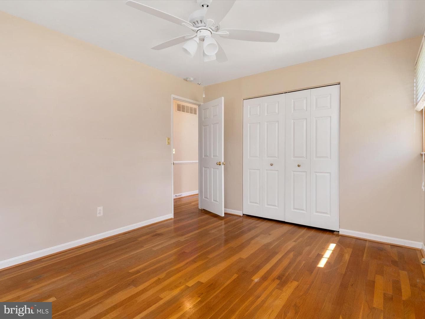 726 215th Street photo 18