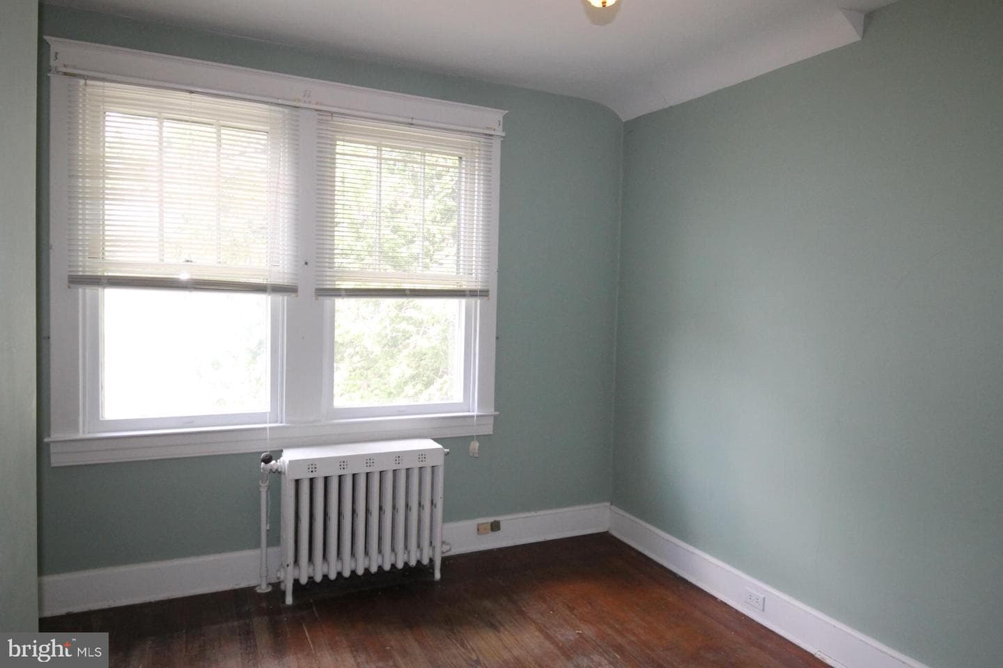305 Greenwood Road photo 27