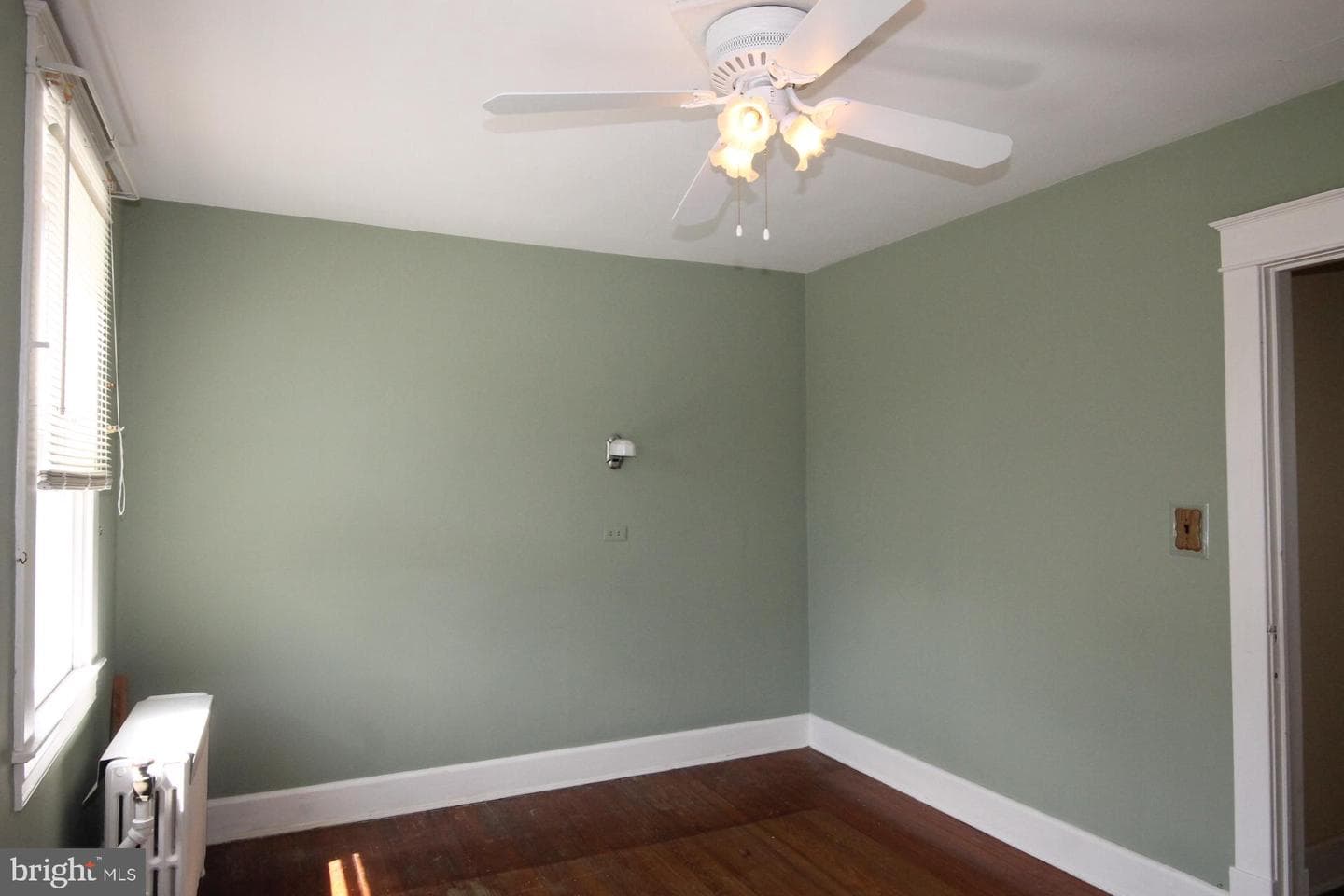 305 Greenwood Road photo 30