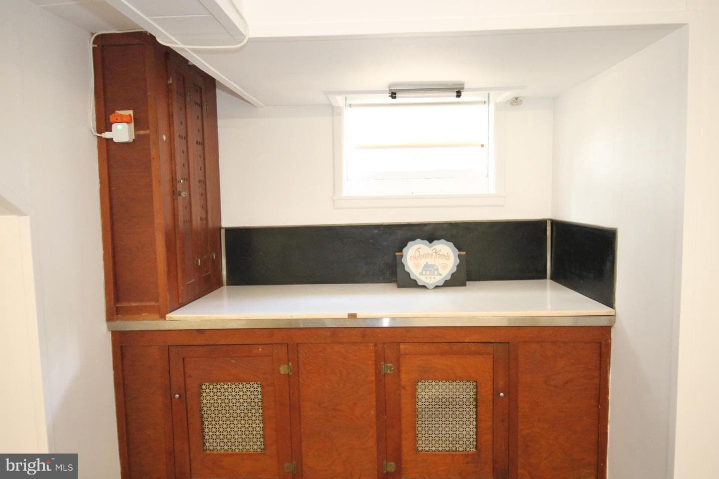 305 Greenwood Road photo 35