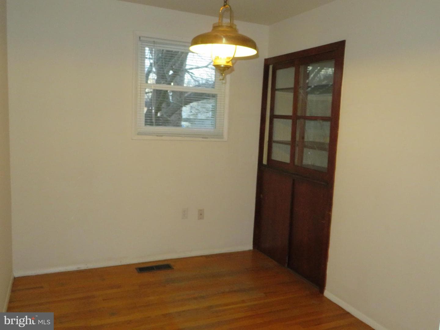 312 Park Hall S photo 8