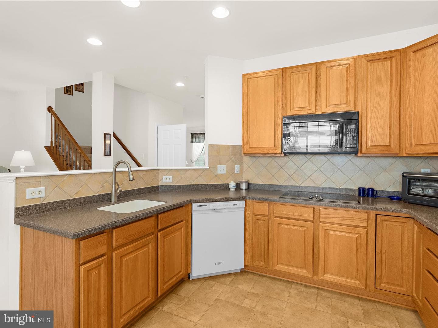 7659 Porcelain Tile Court photo 13