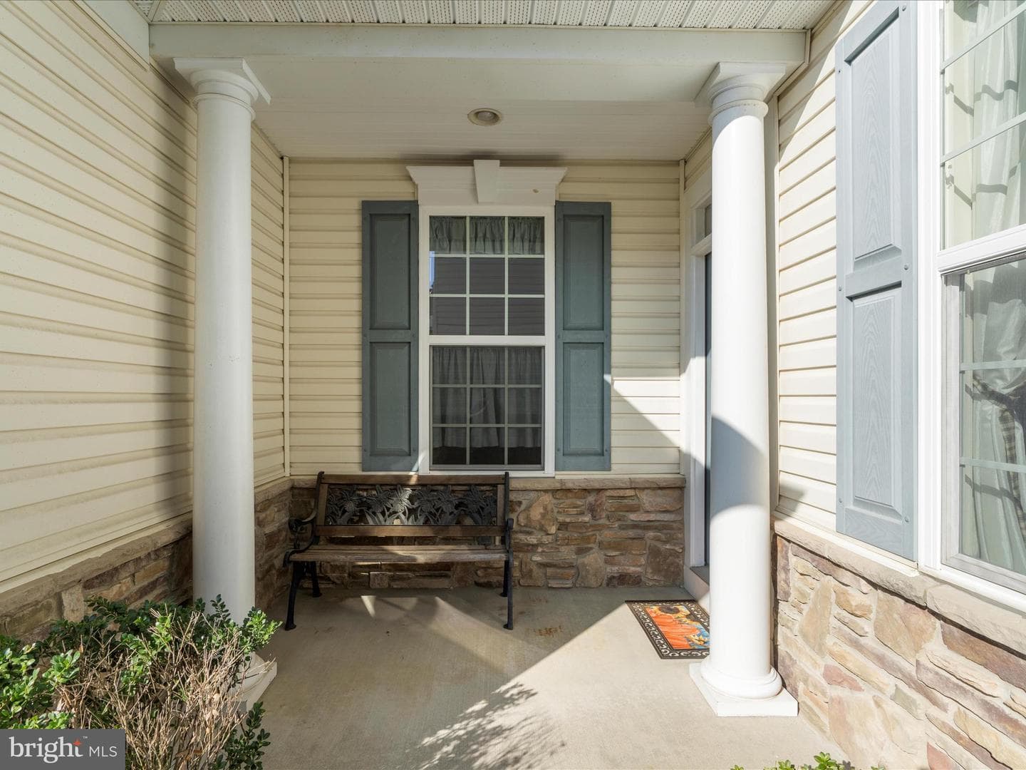 7659 Porcelain Tile Court photo 3