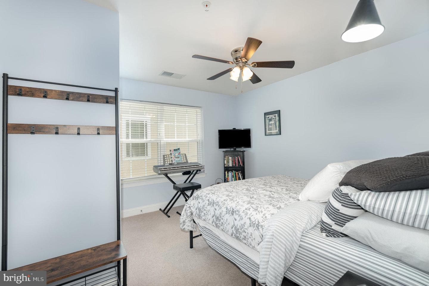 210 Saltgrass Drive photo 20