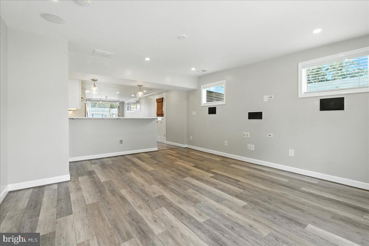 108 Saint James Drive photo 11
