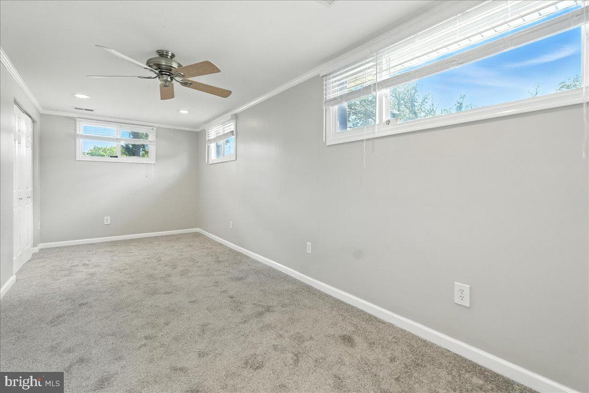 108 Saint James Drive photo 16
