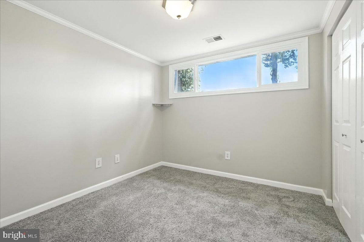 108 Saint James Drive photo 19