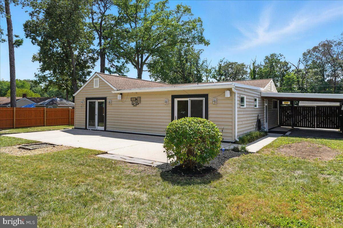 108 Saint James Drive photo 28