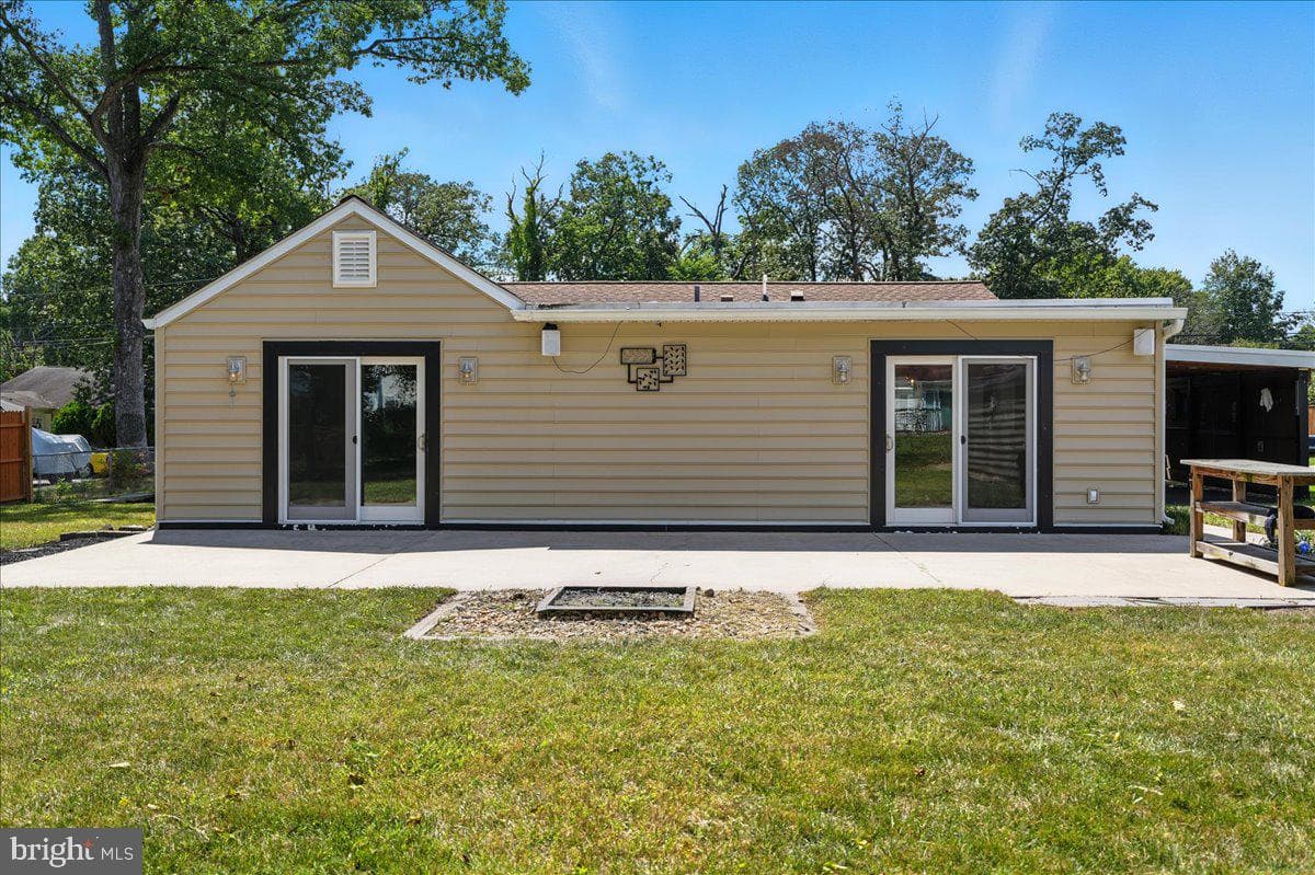 108 Saint James Drive photo 30
