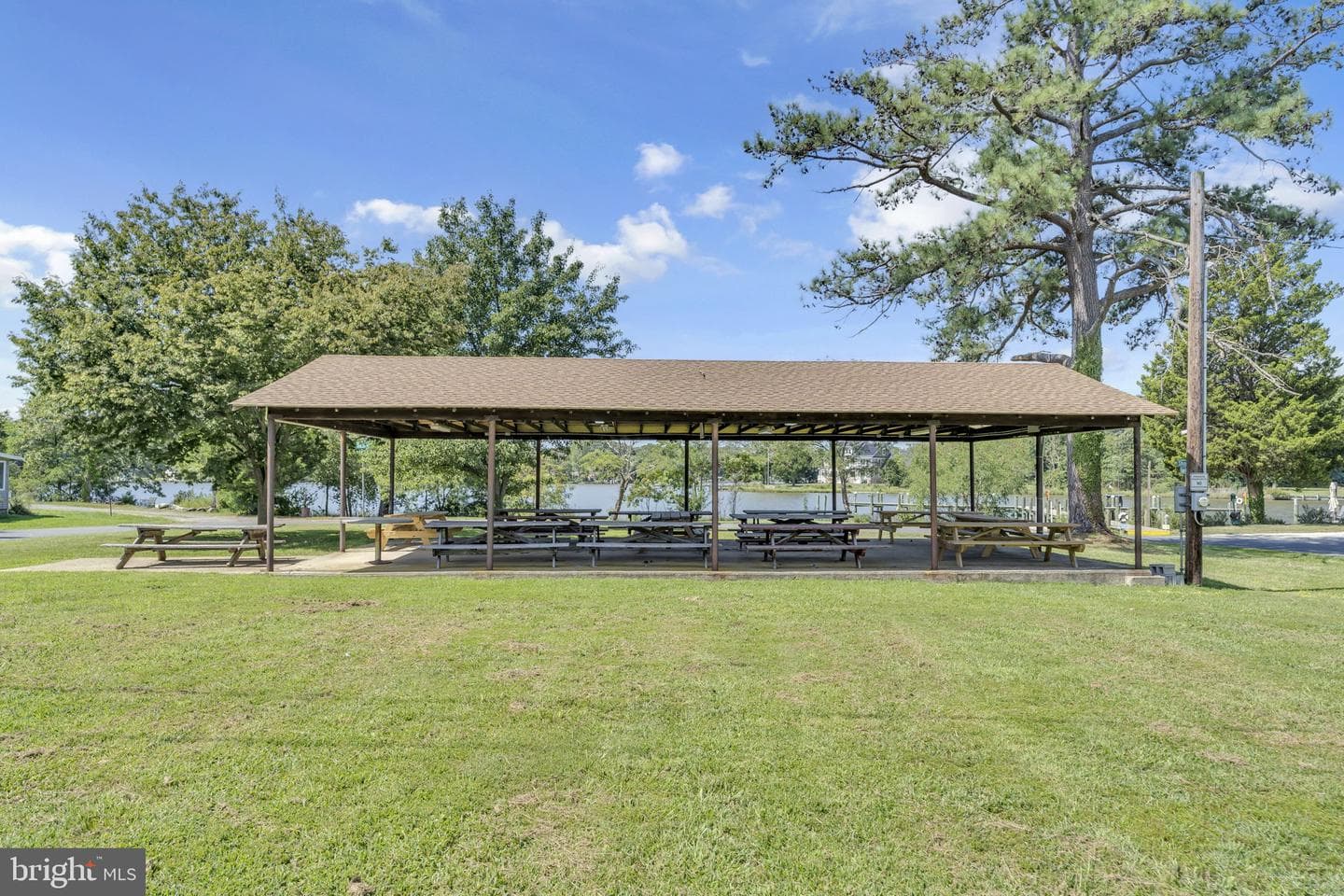 1101 Wildwood Lane photo 44